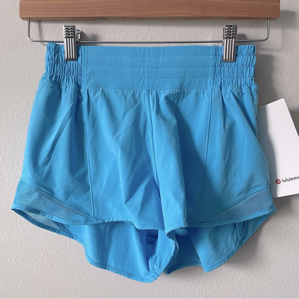 NWT Lululemon Hotty Hot High-Rise Lined Short 2.5”Kayak Blue Light Size 4